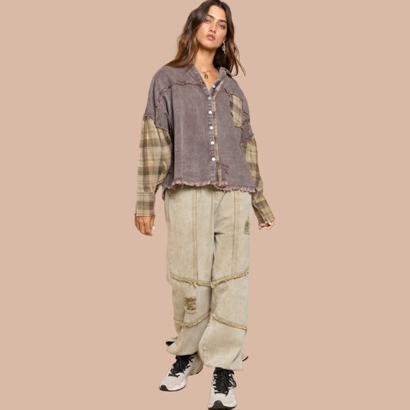 POL Oversized Casual Mocha Plaid Shacket - Picture 3 of 10